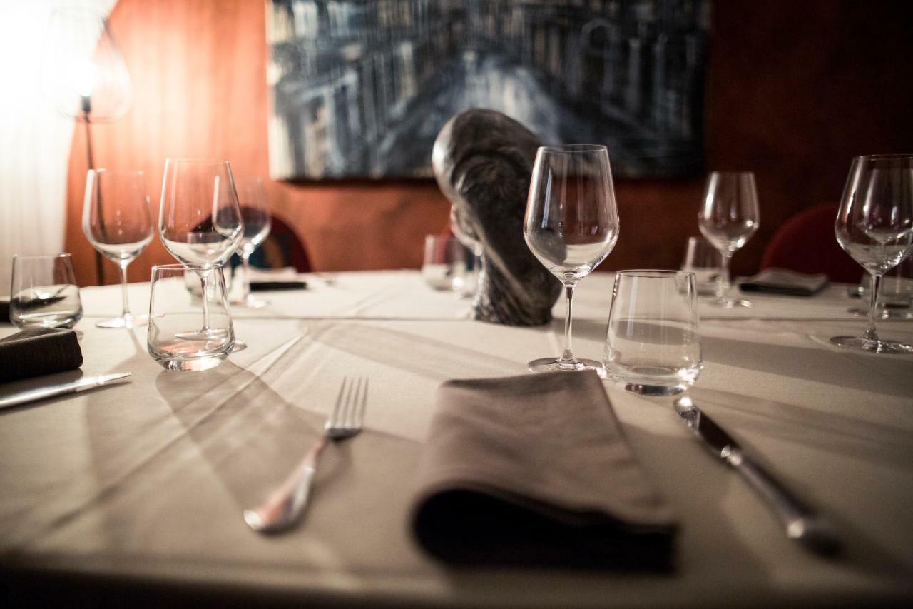 ויפיטנו Hotel Restaurant Lilie מראה חיצוני תמונה